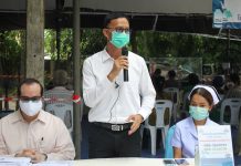 นายกเทศมนตรีนครนครศรีธรรมราช ออกเคาะประตูบ้านเชิญชวนลงทะเบียนรับวัคซีนโควิด-19